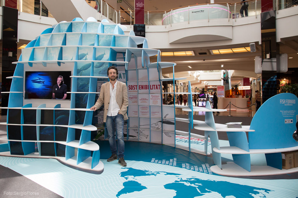 whale stand in mall in Barcelona